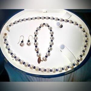 Freshwater cultured Pearl Jewelry Set